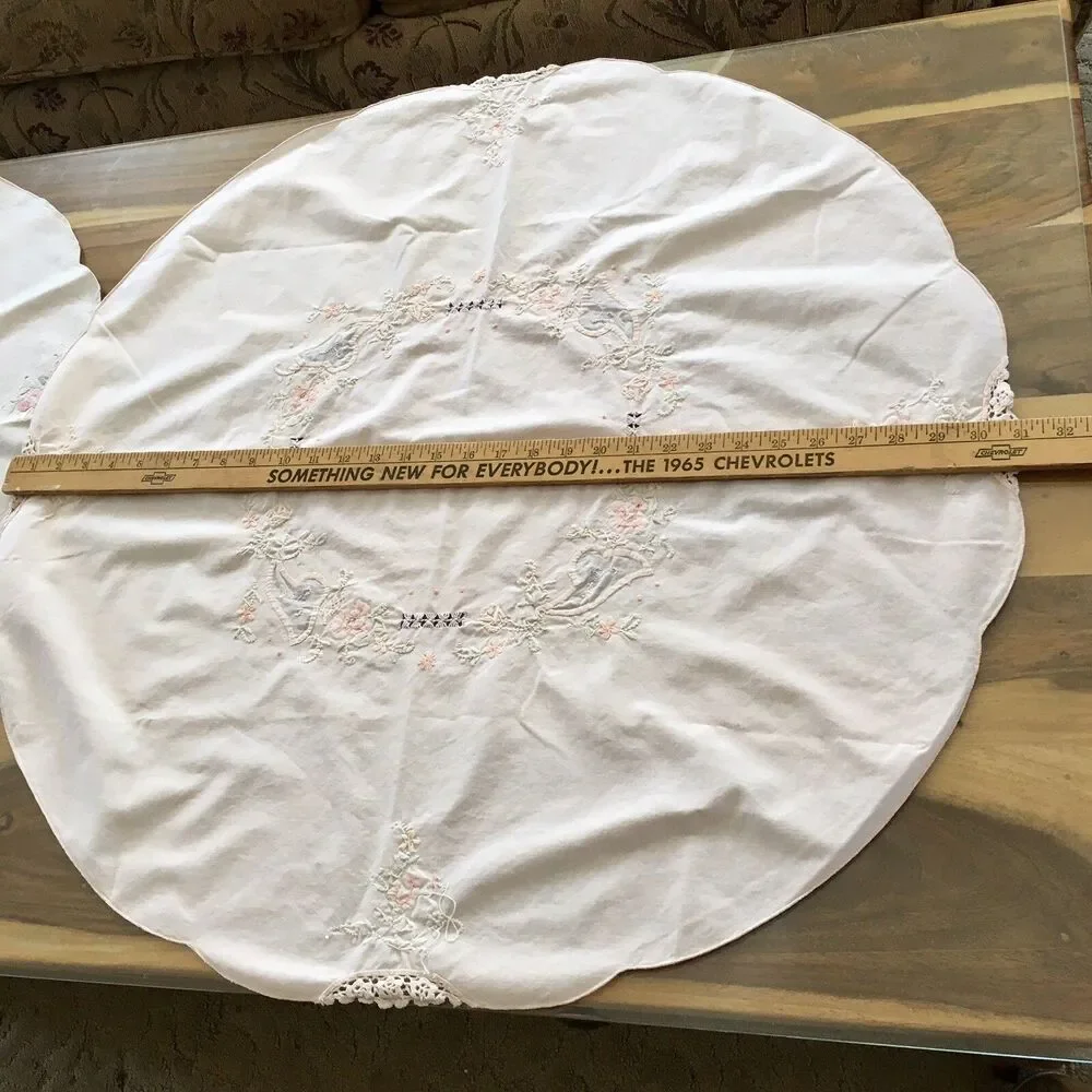 lot of 2 round Vintage table clothes- 31” diameter embroidery